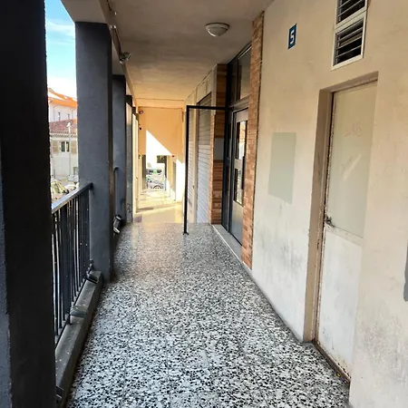 Industriel Cosy A 1 Min Du Vieux-port Calme & Equipe Apartment